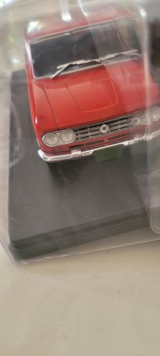 Miniatura Datsun