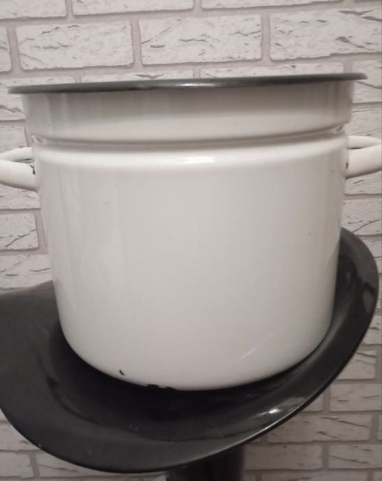 Виварки емальвана 2 штуки