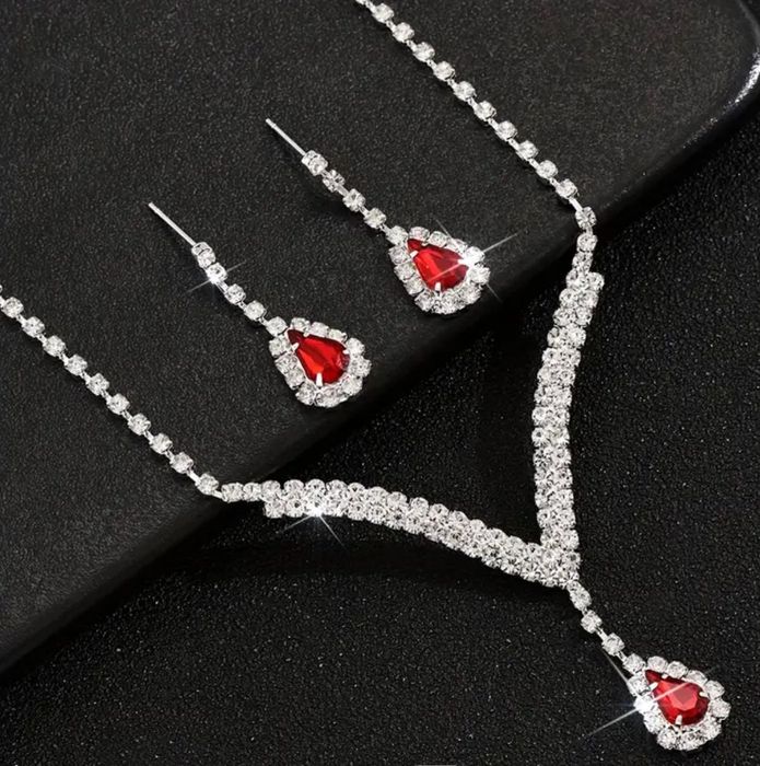 Colar + Brincos Prateado / Vermelho NOVO