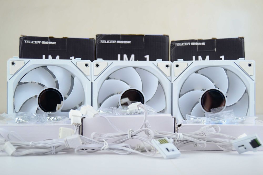 ARGB-вентилятори/кулери Teucer JM-1 з можливістю об'єднання