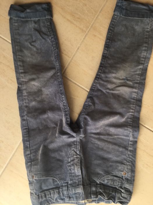 1 par de calças Zara 4/5 anos