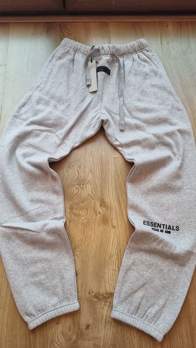 Set dresowy Essentials
