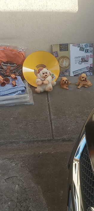 COLEÇÃO DE SELOS E POSTAIS , mimiaturas de cobre EDREDON usado candeeiro latão 1 ureo 2 cães 4 sacos praia
