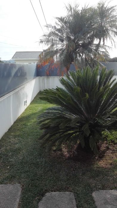 vedação em chapa de ferro