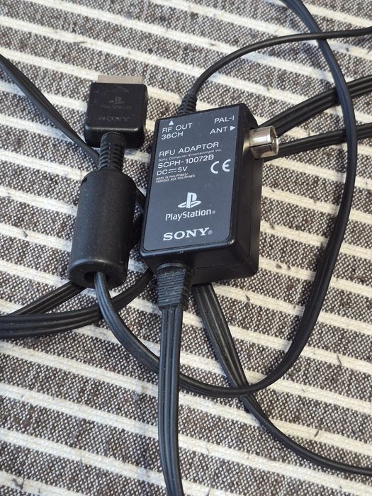 Oryginalny adapter RFU SONY PlayStation PS1 / PS2 (SCPH-10072 B) retro - Nietestowany