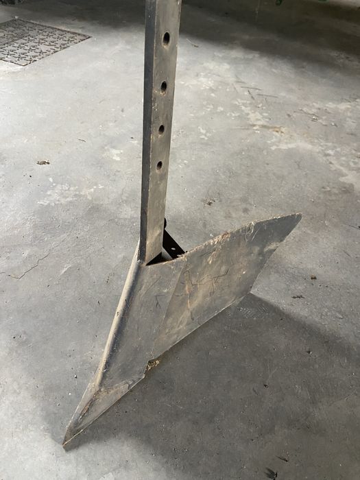 Motocultivador com reboque e alfaias agricolas