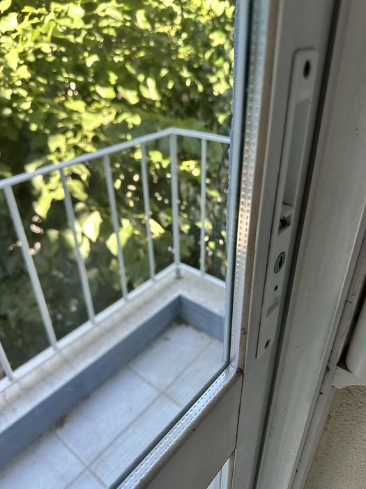 Janelas variadas - Alvalade