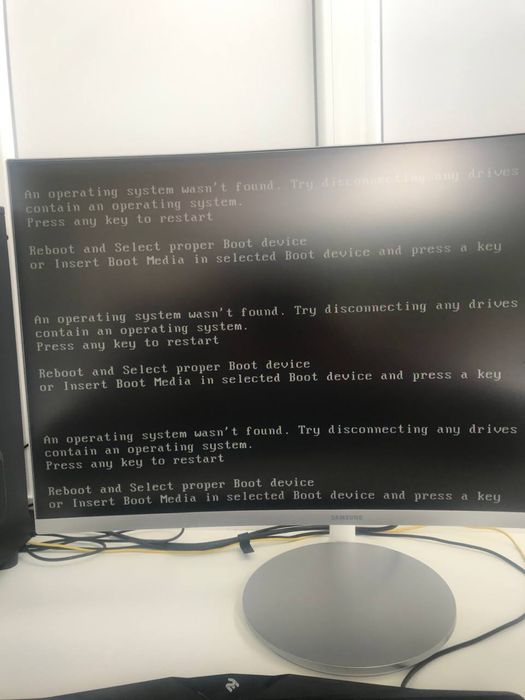 Б/у монітор samsung 27, вигнутий