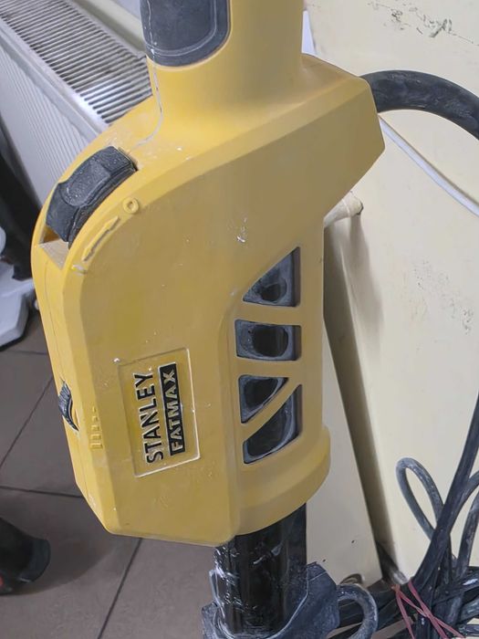 Szlifierka oscylacyjna żyrafa Stanley  SFMEE500S 750W