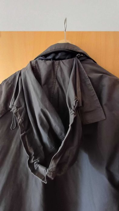 Corta Vento com capuz