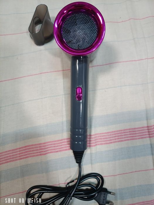 Професійний салонний фен. Новий.