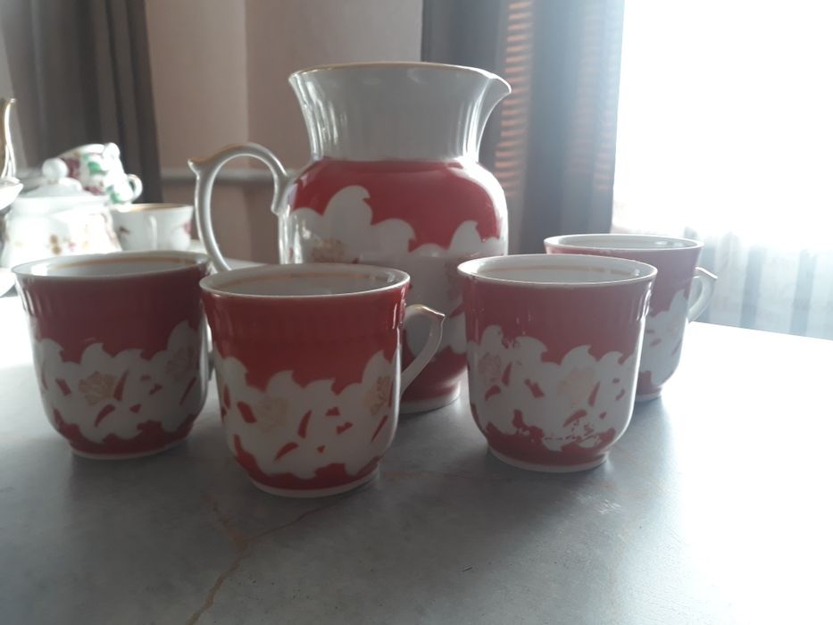 Глечик  + 4   кружки набір