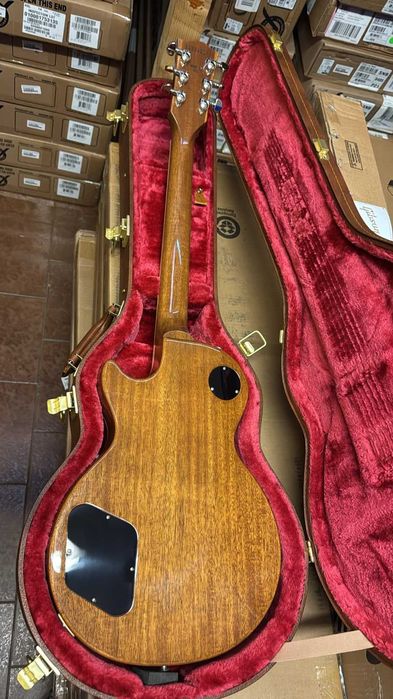 Gibson Les Paul Standard '60s Figured Top Translucent Oxblood