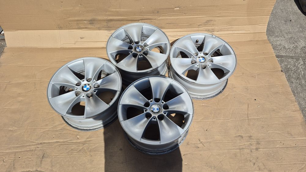 Felgi aluminiowe BMW  4 sztuki 16" 5X120 ET34 6J OTWOR 72,5