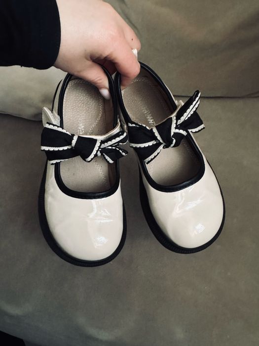 Туфельки для дівчинки 31 р