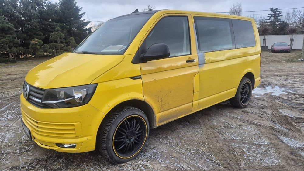 Volkswagen T6 7-osobowy  154tys km  Alu 19