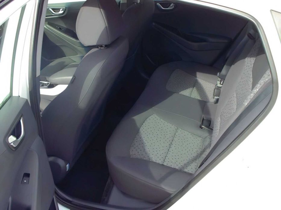 Hyundai Ioniq      2018