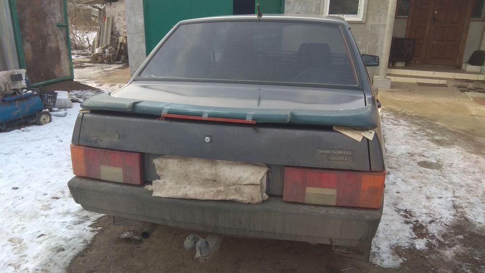 Продам Спойлер под покраску.