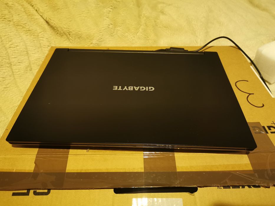 Laptop gamingowy gigabyte rtx 3060,1.5tb dysk