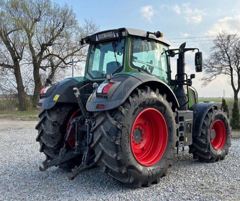 Fendt 826vario S4