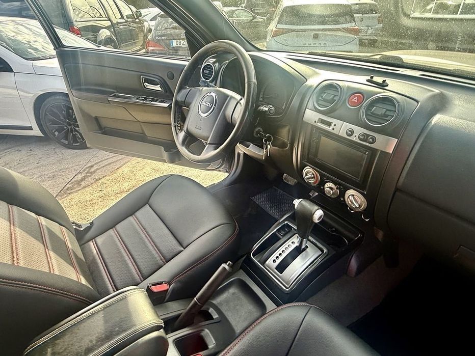 Isuzu D-Max 3.0 DTi CD 4WD LS Izutronic