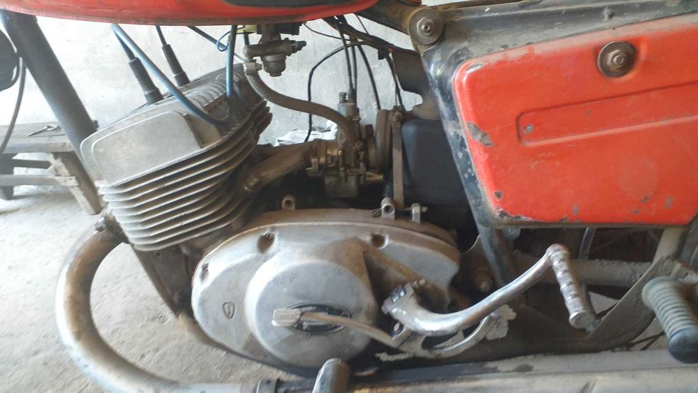 Мотоцикол не находу