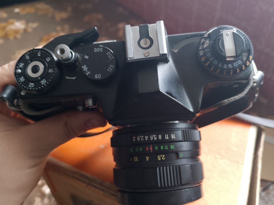 Зеркальный фотоаппарат "Зенит-ЕТ" с объективом "Гелиос -44М-4"