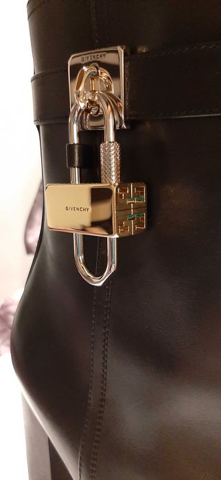 Buty Givenchy  skóra orginał roz 40 .