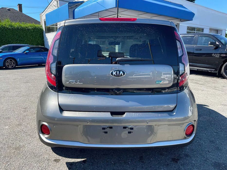Kia Soul      2018