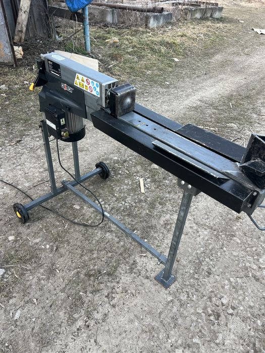 Дровокол гідравлічний