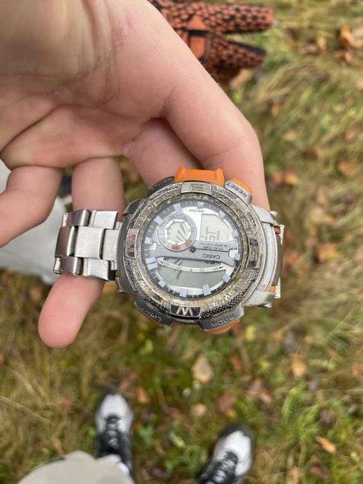 Продам часи CASIO