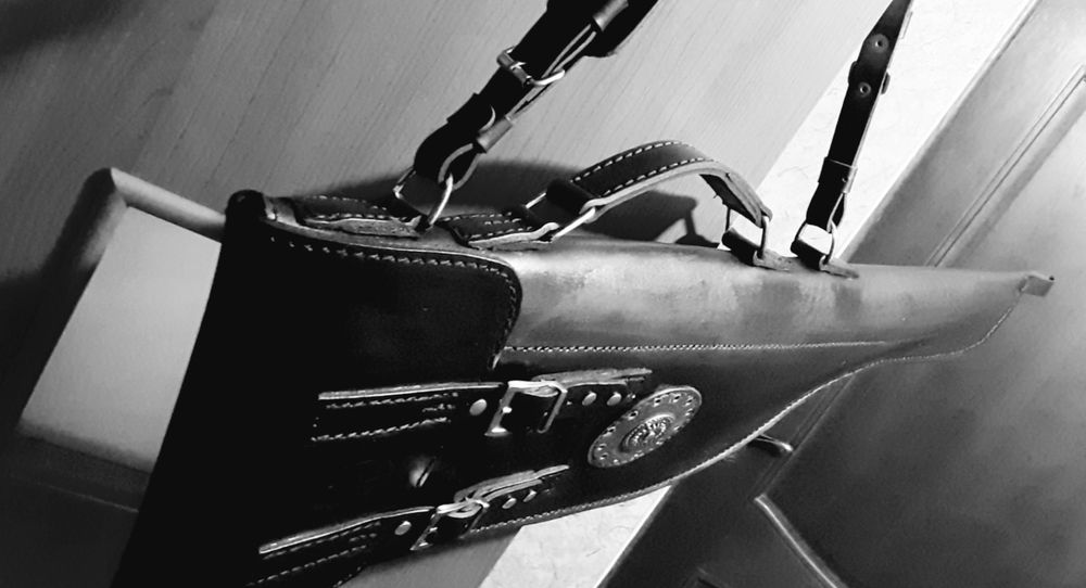 Чехол для ружья кожений.Патронташ.