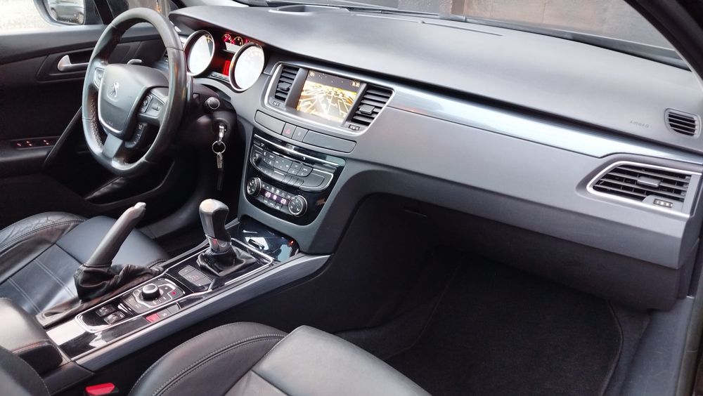 Peugeot 508 _ Cx. Automática_Livro revisões