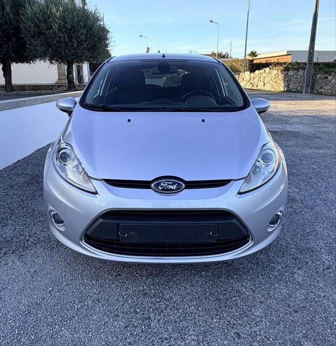 Ford fiesta 1.6 tdci motor PSA 110 cv exlente estado . — photo 2
