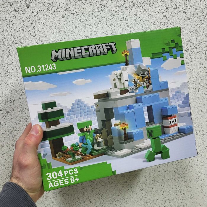 Конструктор Майнкрафт крижані гори 304 деталі My World
