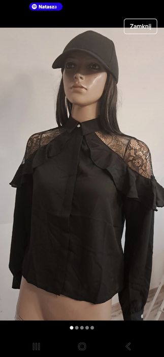 Czarna bluzka elementy koronkowe