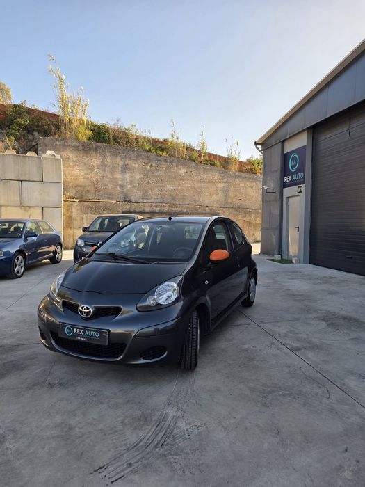 Toyota Aygo 1.0 Orange Edition foto 2