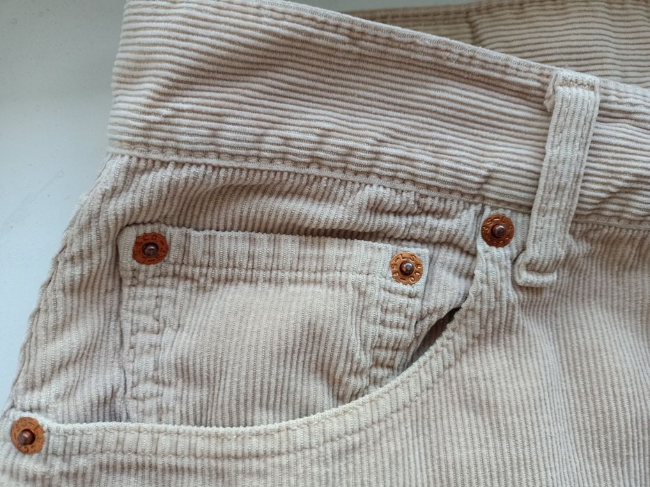 Джинсы вельветовые LEVIS 551 Италия 90х