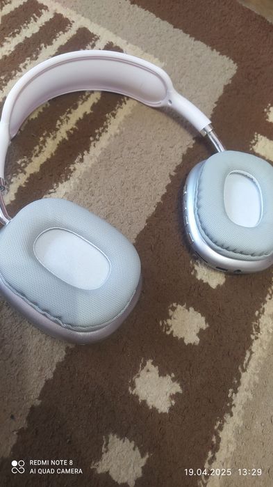 Бездротові навушники. bluetooth наушники