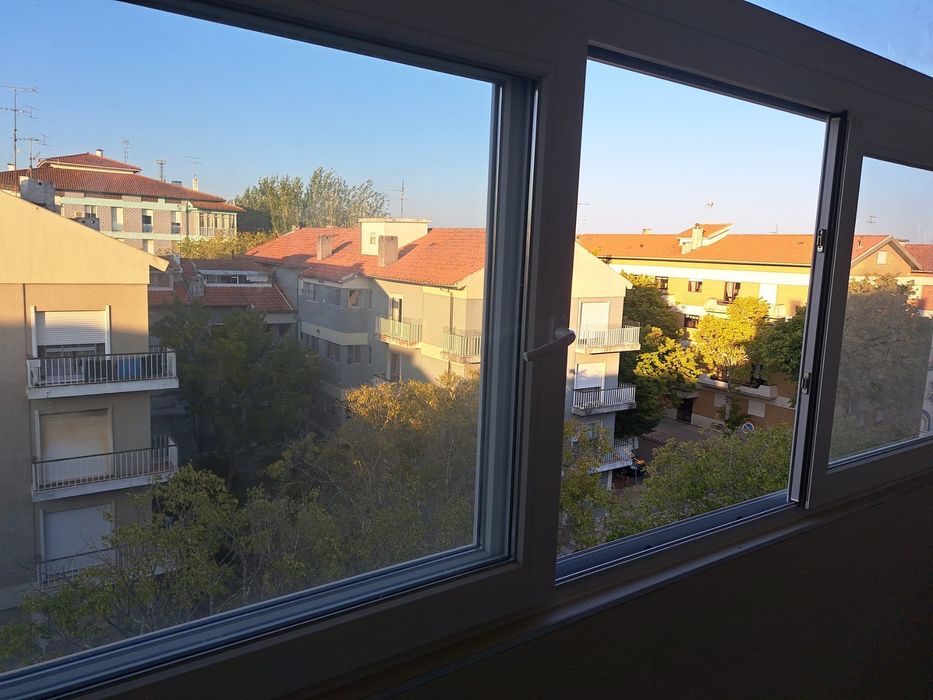 Arrenda-se t0 junto à universidade em Aveiro