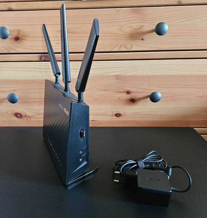 router z modemem LTE ASUS 4G-AC55U