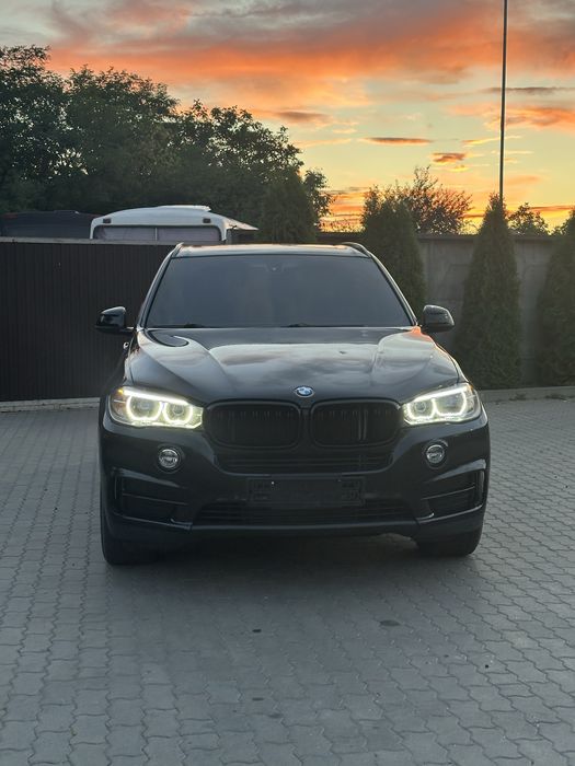 Продам BMW x5 f15