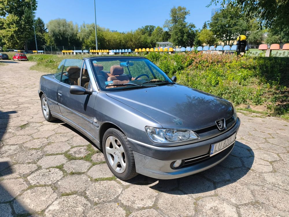 Peugeot 306