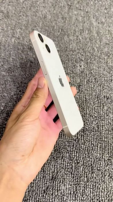 iPhone 13 biały 128gb