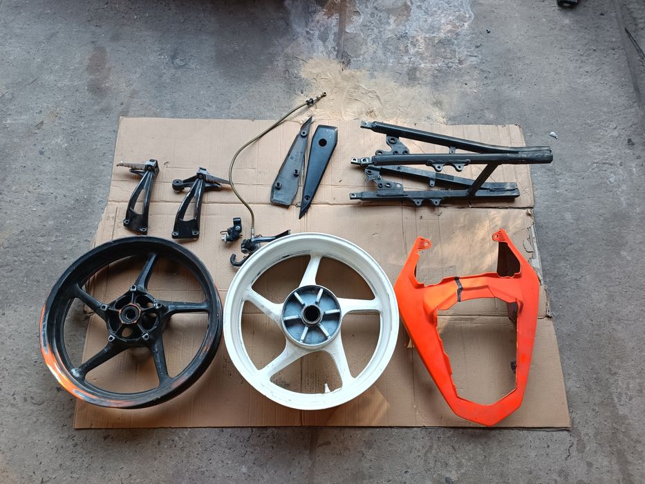 Запчасти yamaha fz1 fz8 2010