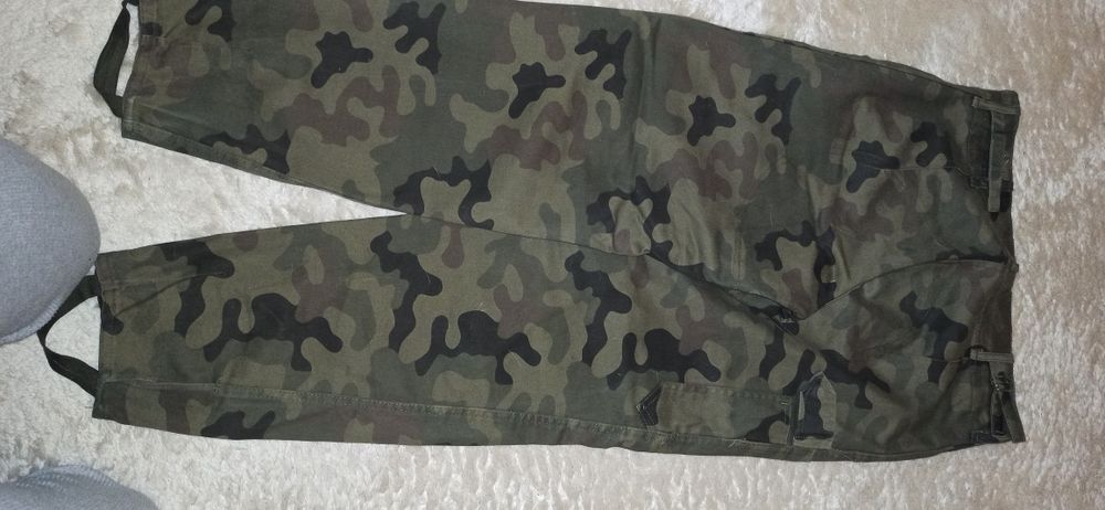 Bluza +spodnie moro+koszula