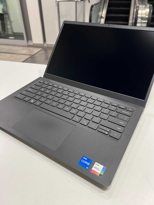 DELL Vostro 3420 i5-12gen / 16 GB / 512 GB Biznesowy
