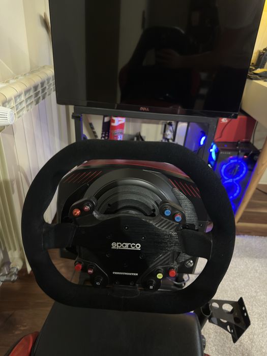 Volante thrustmaster + cadeira + monitor