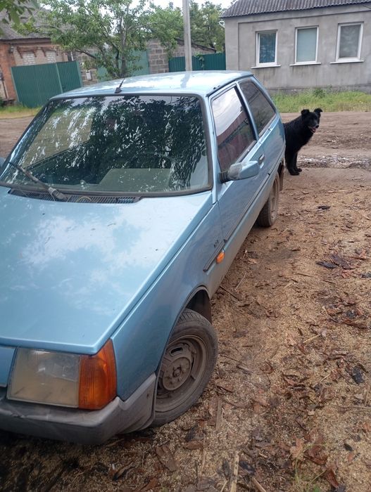 Продам машину Таврию