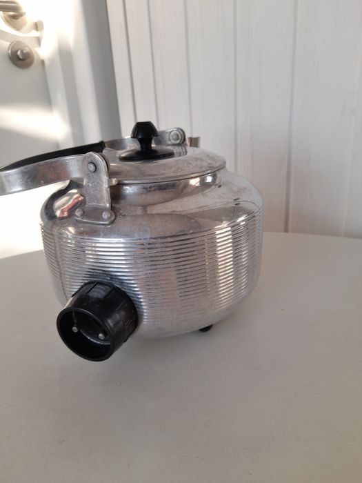 Електричний чайник